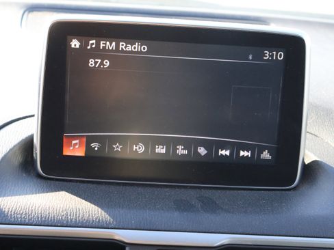 Used 2015 MAZDA MAZDA3 i Grand Touring image 23