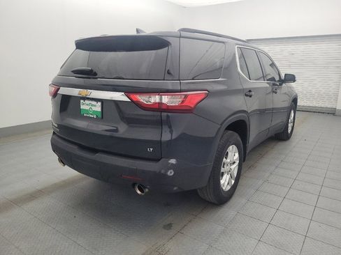 Used 2020 Chevrolet Traverse LT image 9
