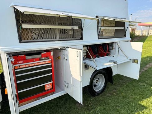 Used 2015 Chevrolet Silverado 3500 W/T image 10