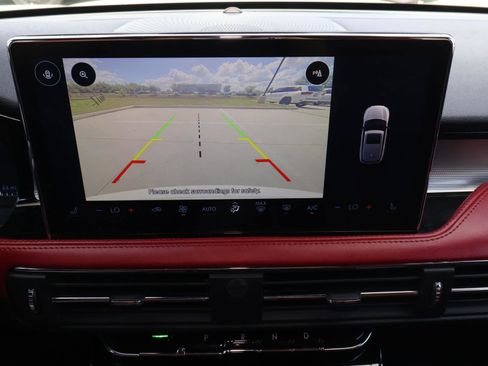 Used 2023 Lincoln Corsair Reserve FWD image 31