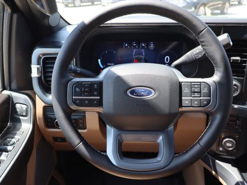 New 2025 Ford F350 Lariat w/ Lariat Ultimate Package image 14