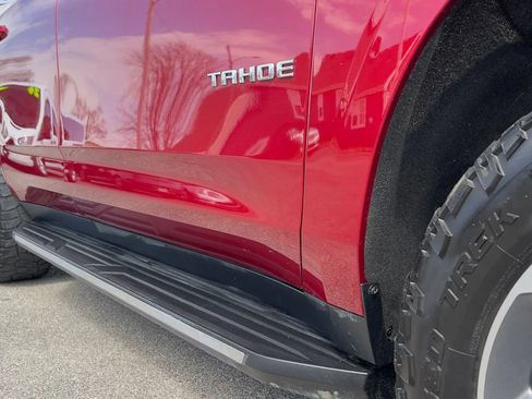 Used 2021 Chevrolet Tahoe LT w/ LT Signature Package image 8