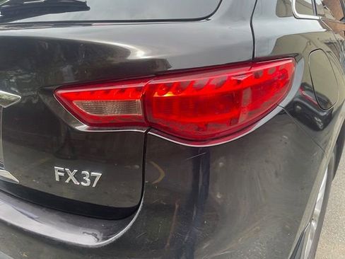 Used 2013 INFINITI FX37 AWD w/ Premium Pkg image 16