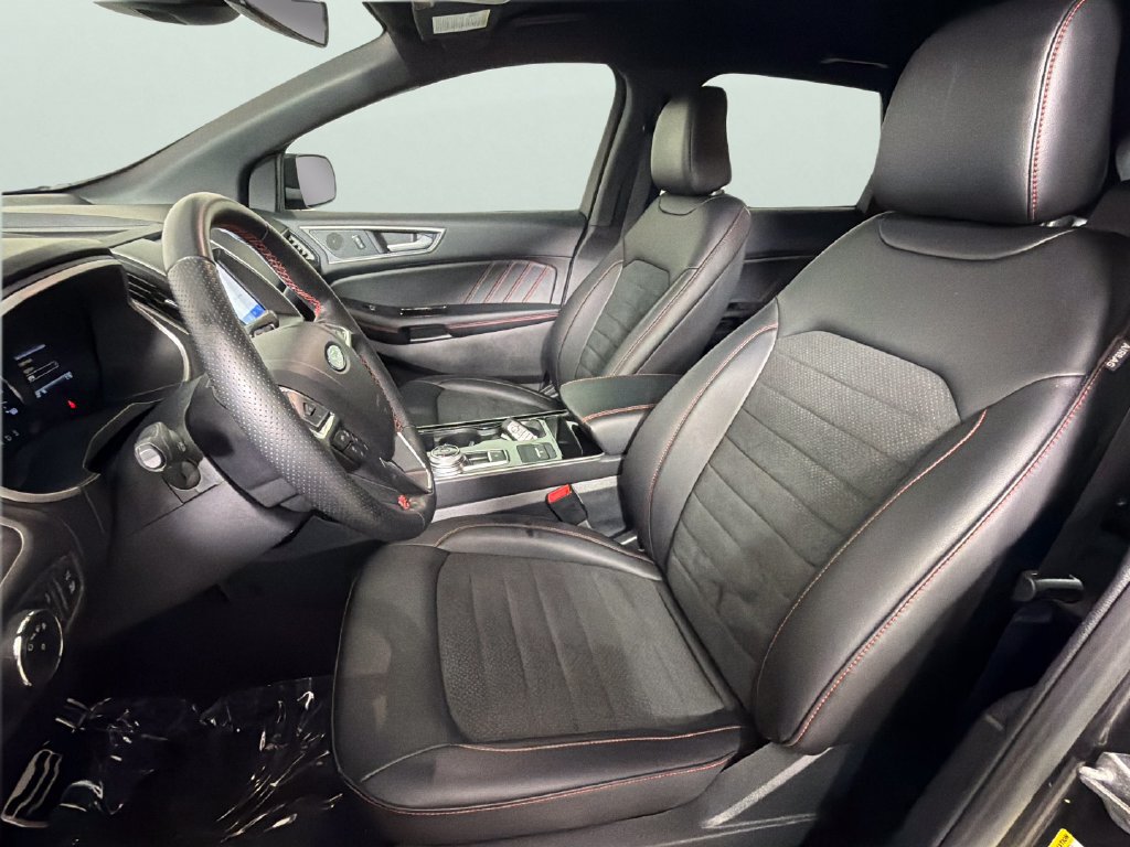 Used 2020 Ford Edge ST-Line FWD image 17