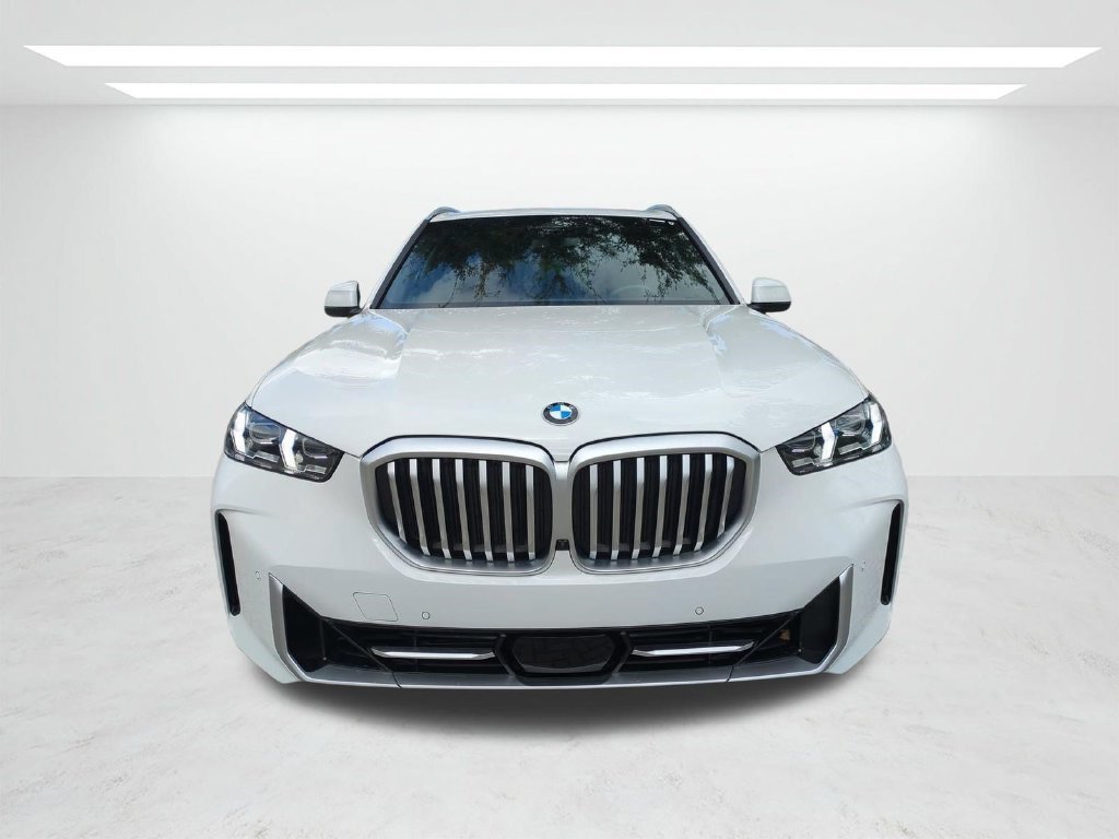 New 2026 BMW X5 sDrive40i w/ Parking Assistance Package RWD image 9