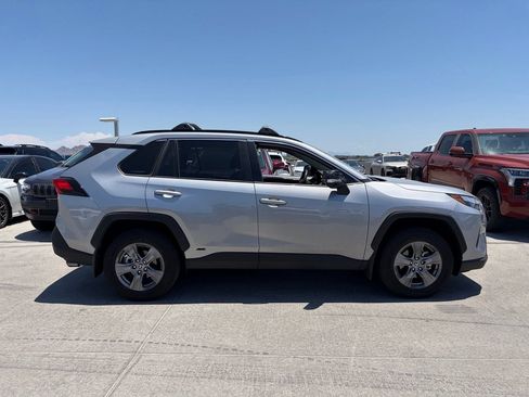 Used 2024 Toyota RAV4 XLE w/ Convenience Package AWD/4WD image 3