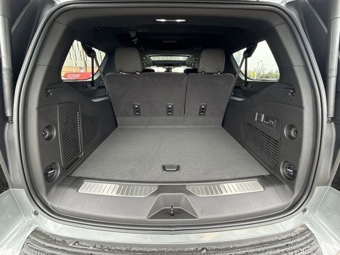 New 2026 Chevrolet Suburban High Country AWD/4WD image 26