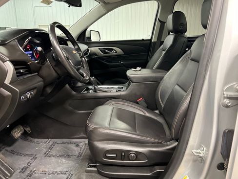 Certified 2020 Chevrolet Traverse LT w/ LT Premium Package image 12