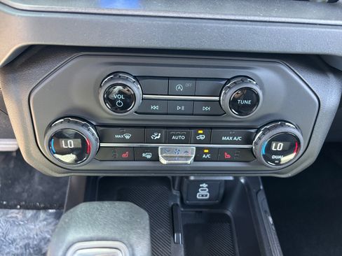 New 2026 Ford Bronco Big Bend AWD/4WD image 30