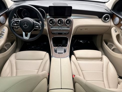 Used 2020 Mercedes-Benz GLC 300 4MATIC image 14