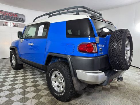 Used 2007 Toyota FJ Cruiser 4WD image 5