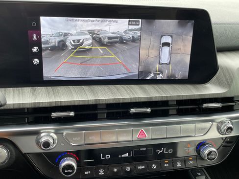 Used 2024 Kia Telluride SX FWD image 14