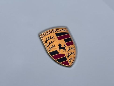 Certified 2026 Porsche Macan image 27
