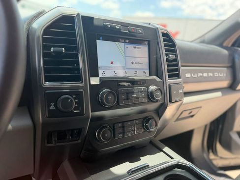Used 2019 Ford F250 XLT w/ XLT Premium Package image 36