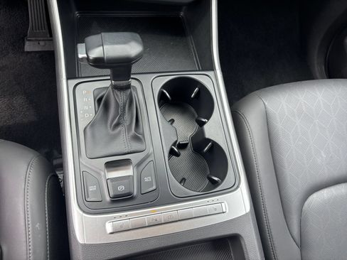 Used 2026 Kia Carnival FWD image 43