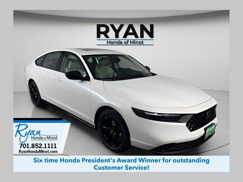 New 2025 Honda Accord SE image 1