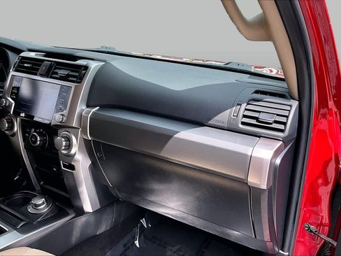 Used 2022 Toyota 4Runner SR5 Premium AWD/4WD image 18