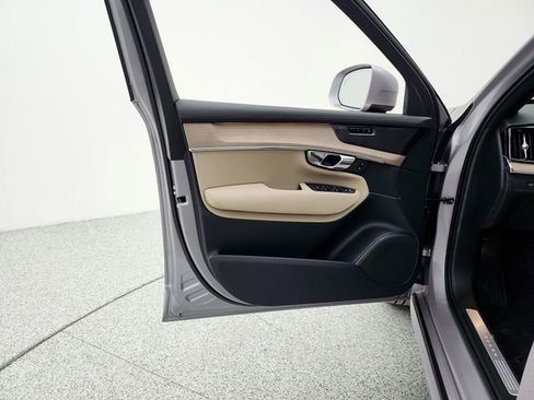 New 2026 Volvo XC90 B6 Plus w/ Protection Package image 23