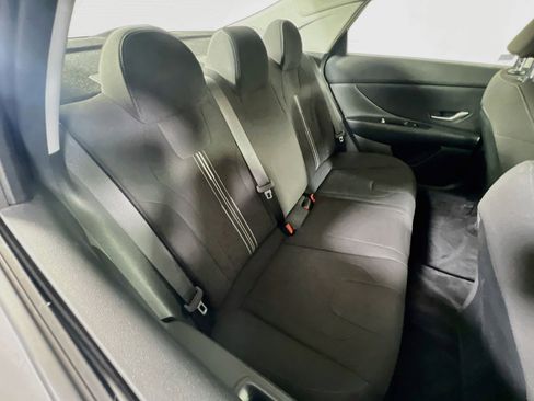 Used 2023 Hyundai Elantra SEL FWD image 24
