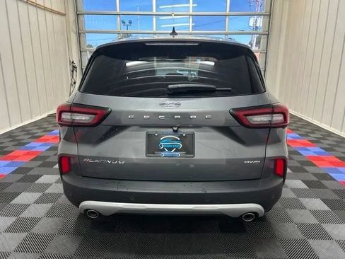 Used 2025 Ford Escape Platinum AWD/4WD image 4