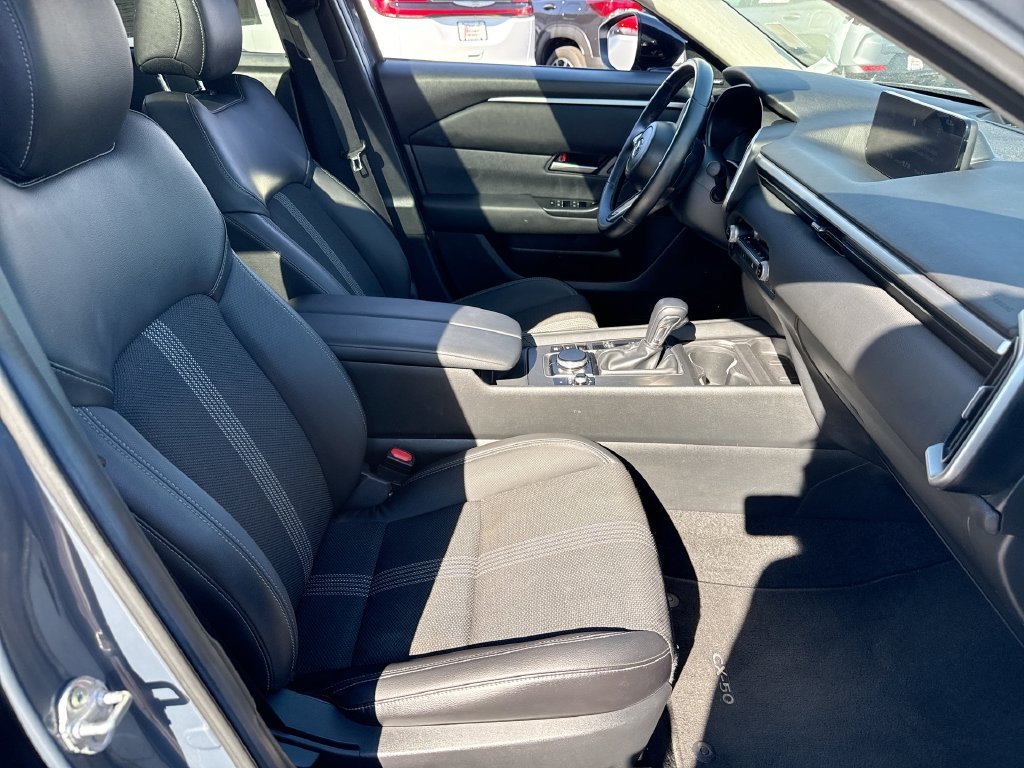 Used 2025 MAZDA CX-50 AWD 2.5 S w/ Premium Package image 27