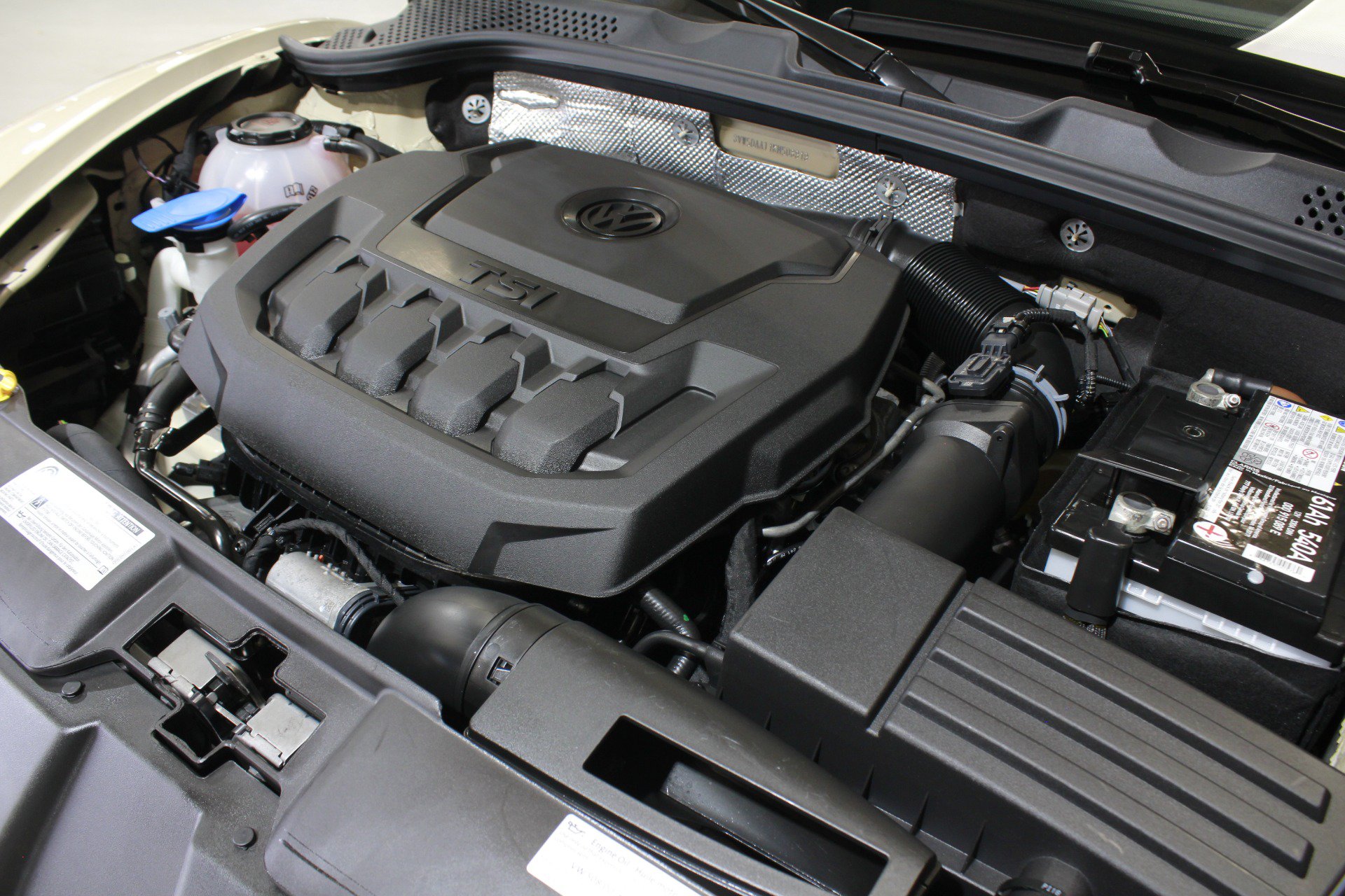 Used 2019 Volkswagen Beetle 2.0T S FWD image 36