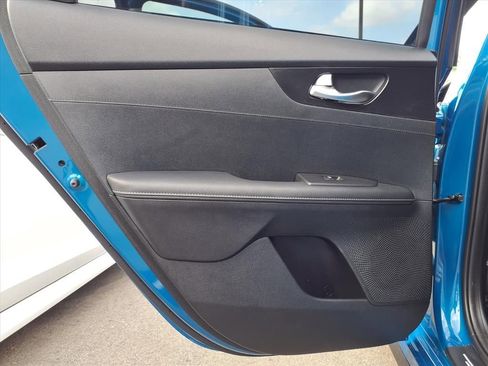 Used 2023 Kia Forte GT-Line w/ GT-Line Premium Package image 23