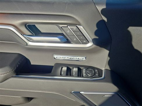 New 2026 GMC Sierra 1500 Denali w/ Denali Reserve Package image 28