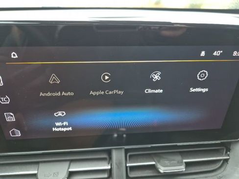 Used 2025 Chevrolet Trax LT w/ Driver Confidence Package image 24