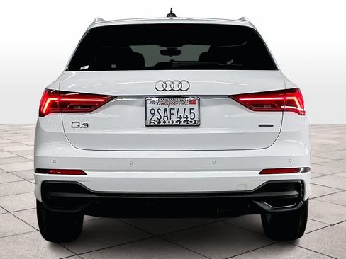 Used 2025 Audi Q3 2.0T Premium image 7