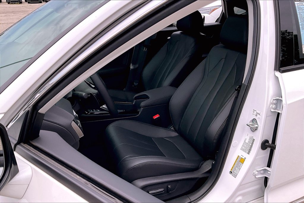 Used 2025 Acura Integra FWD image 21