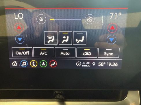 Used 2021 Chevrolet Corvette Stingray Preferred Conv w/ Z51 Performance Package image 40