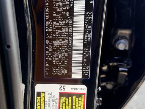 Used 2025 Toyota Camry SE w/ Convenience Package FWD image 29