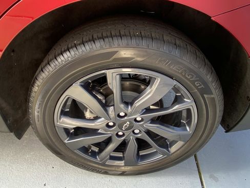 Used 2024 Chevrolet Equinox RS w/ RS Leather Package image 11