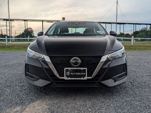 Used 2023 Nissan Sentra SV FWD image 2