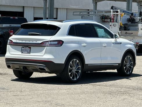 Certified 2021 Lincoln Nautilus Reserve w/ Class II Trailer Tow Package AWD/4WD image 3