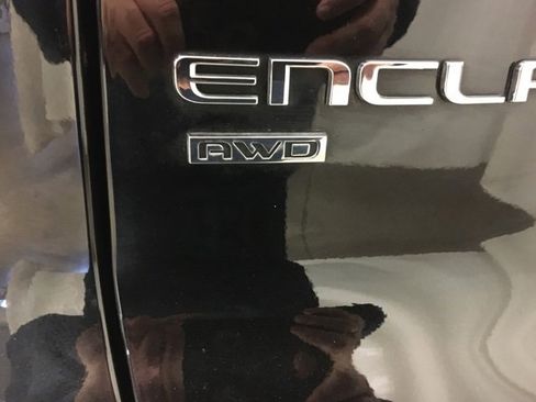 Used 2025 Buick Enclave Sport Touring image 13