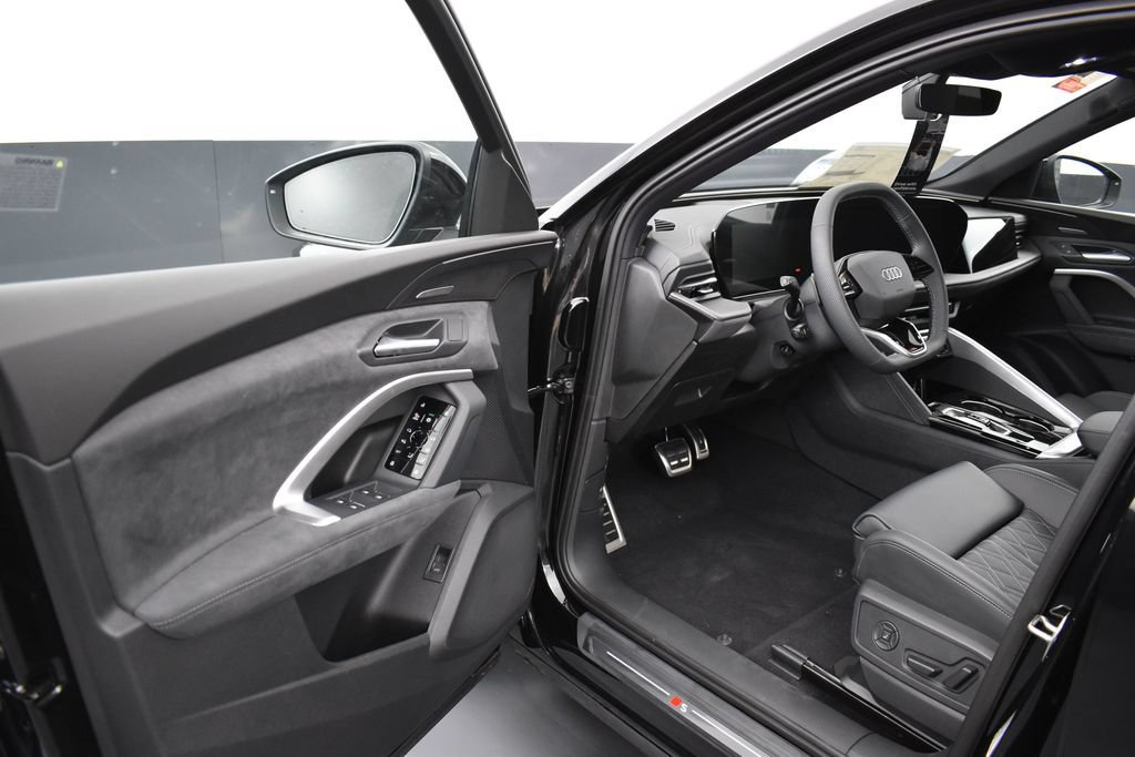 New 2026 Audi SQ5 Premium Plus AWD/4WD image 5