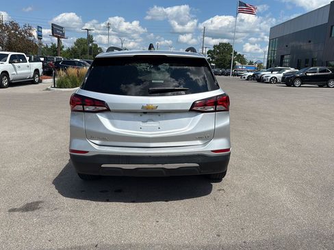 Used 2022 Chevrolet Equinox LT AWD/4WD image 4