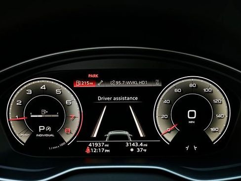 Used 2024 Audi Q5 2.0T Premium Plus image 31