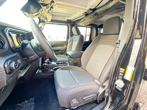 New 2026 Jeep Gladiator Mojave AWD/4WD image 22
