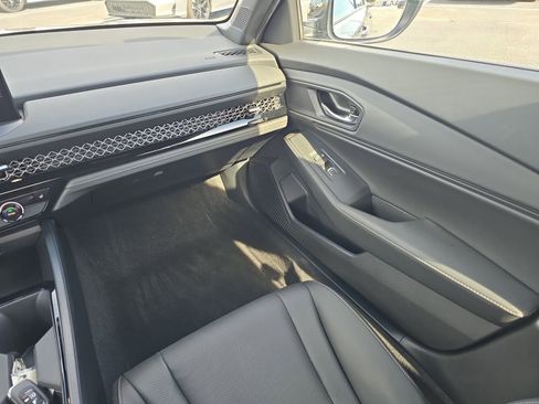 Certified 2024 Honda Accord Sport image 12