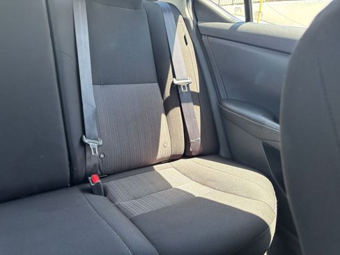 Used 2025 Nissan Sentra SV FWD image 35