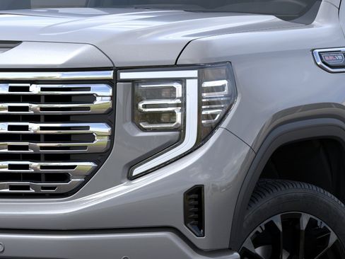 New 2026 GMC Sierra 1500 Denali w/ Denali Reserve Package AWD/4WD image 10