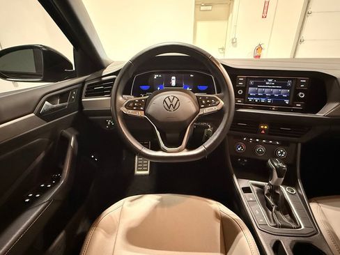 Used 2024 Volkswagen Jetta Sport FWD image 27