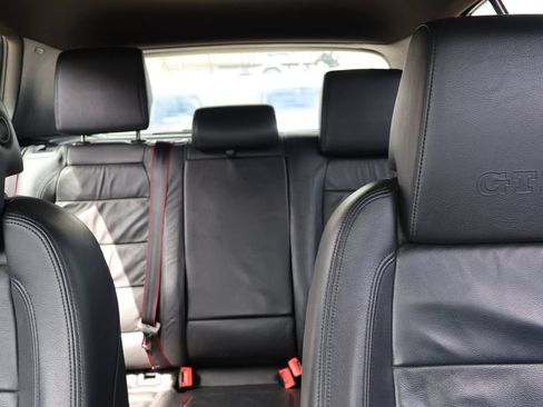 Used 2013 Volkswagen GTI Driver's Edition FWD image 39