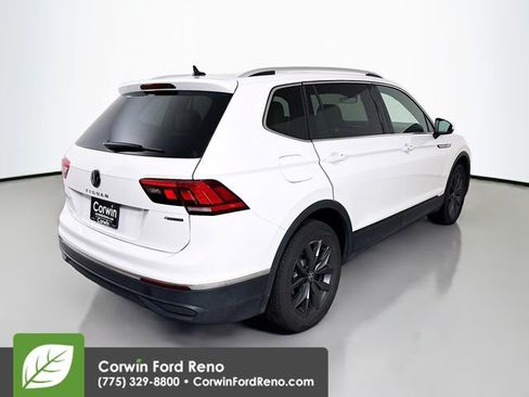 Used 2024 Volkswagen Tiguan SE image 7