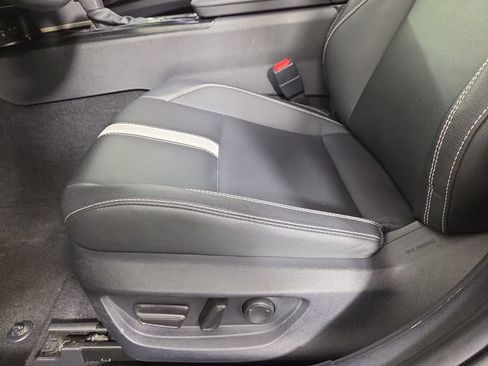 Used 2025 Toyota Camry SE FWD image 29