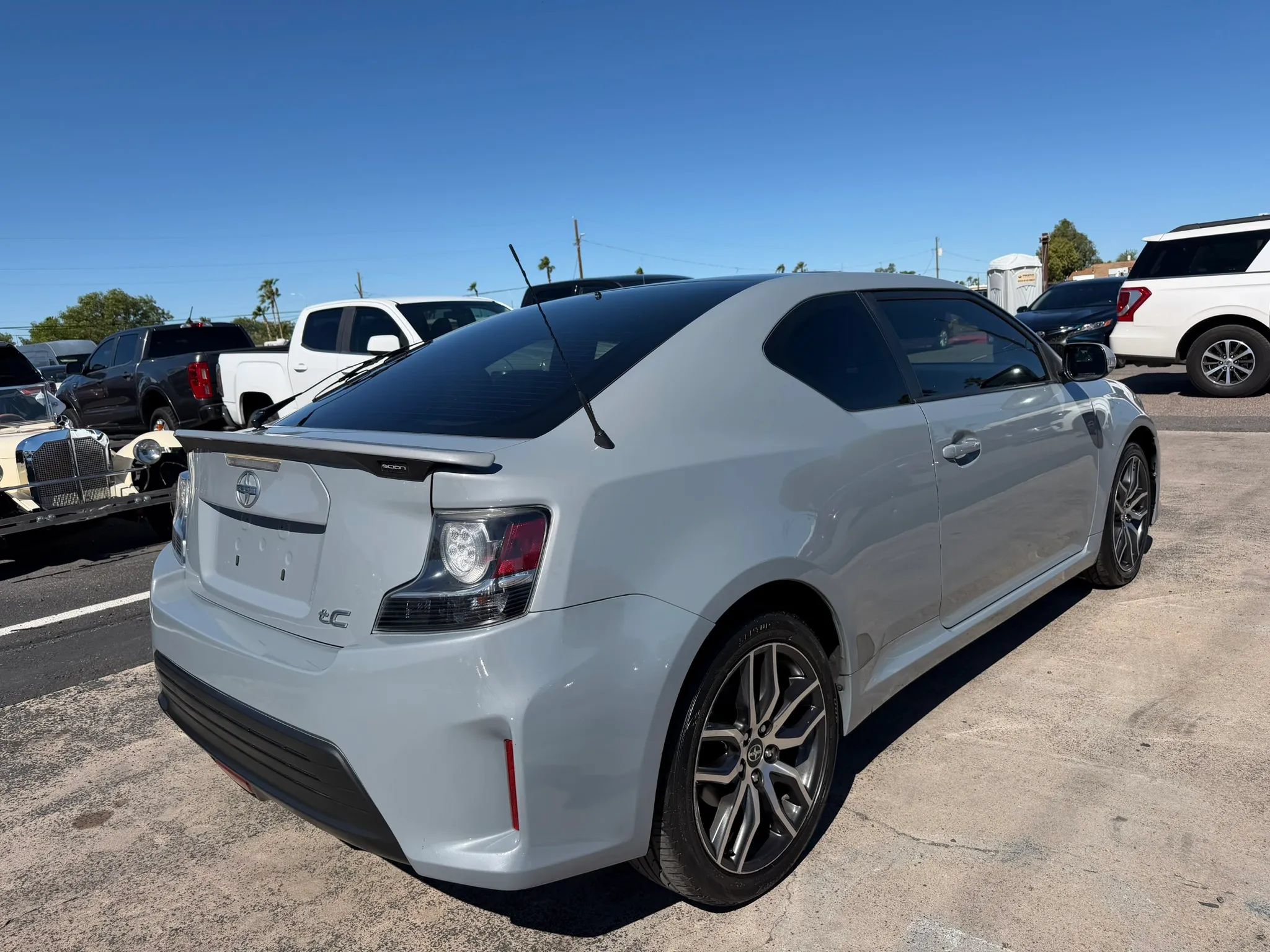 Used 2016 Scion tC FWD image 11