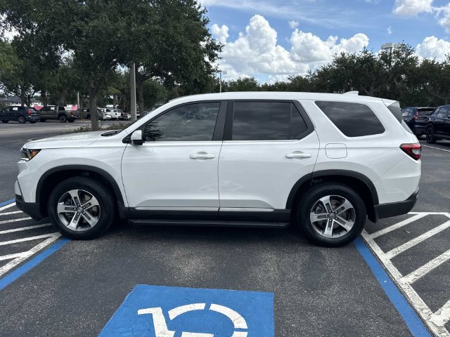 Certified 2025 Honda Pilot EX-L image 7